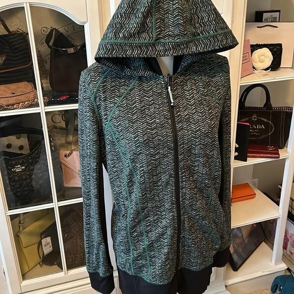 Lululemon Daily Practice Full Zip - Picture 3 of 9